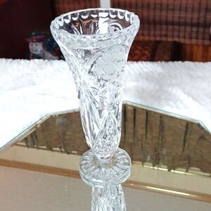 Crystal  Etched‎ Flower Pattern  Vase 8.5  Tall